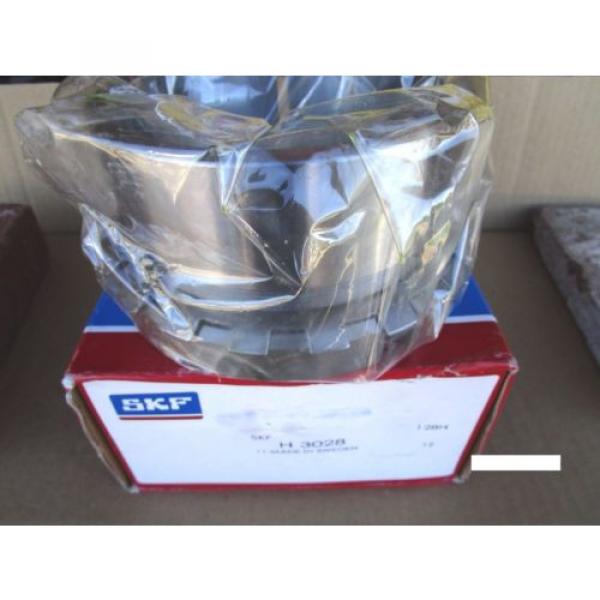 SKF H3028 Adapter Sleeve; 125 mm Shaft Size (=2 FAG) #1 image